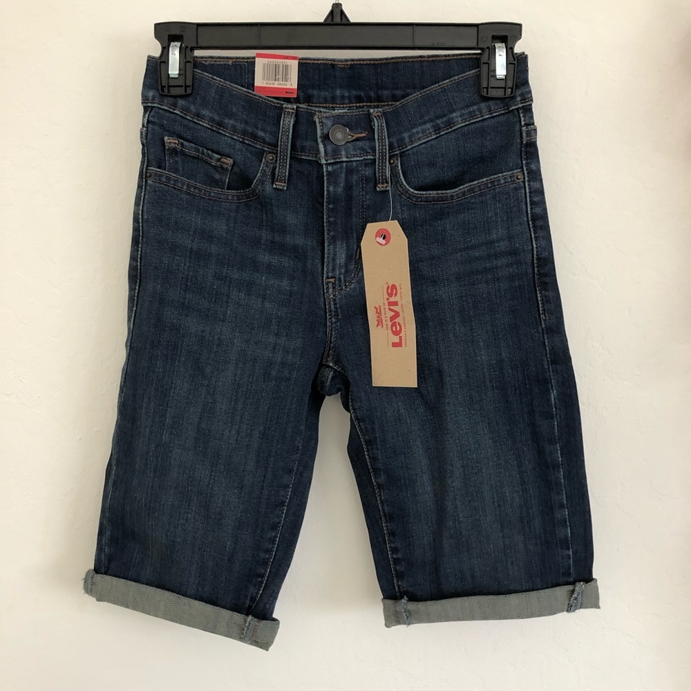 Levi’s Bermuda Short